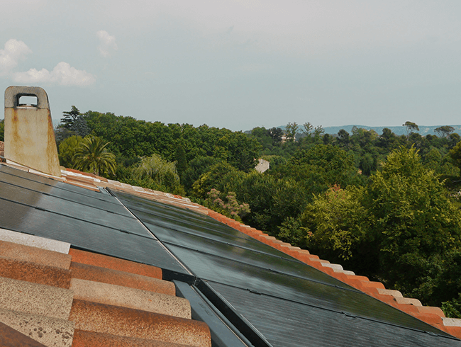 photo-installation-panneaux-solaires-photovoltaique-thermique-Marseille-5